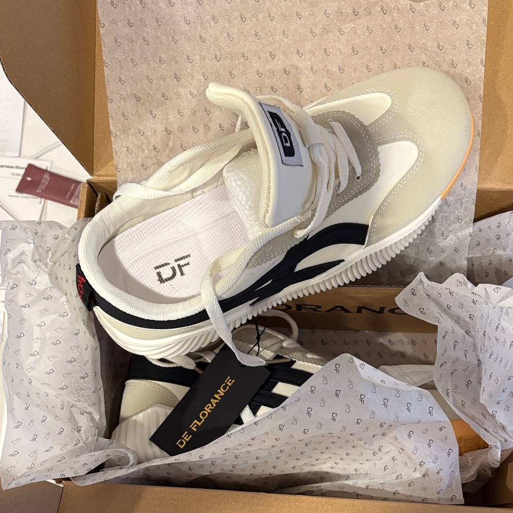 DF Women's Cream and Black Sneakers
